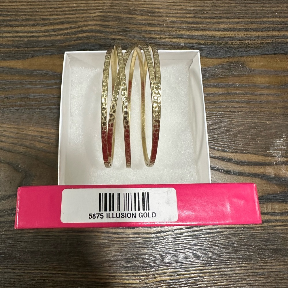 Premier Designs Illusion Gold Hammered Bangle Bracelet